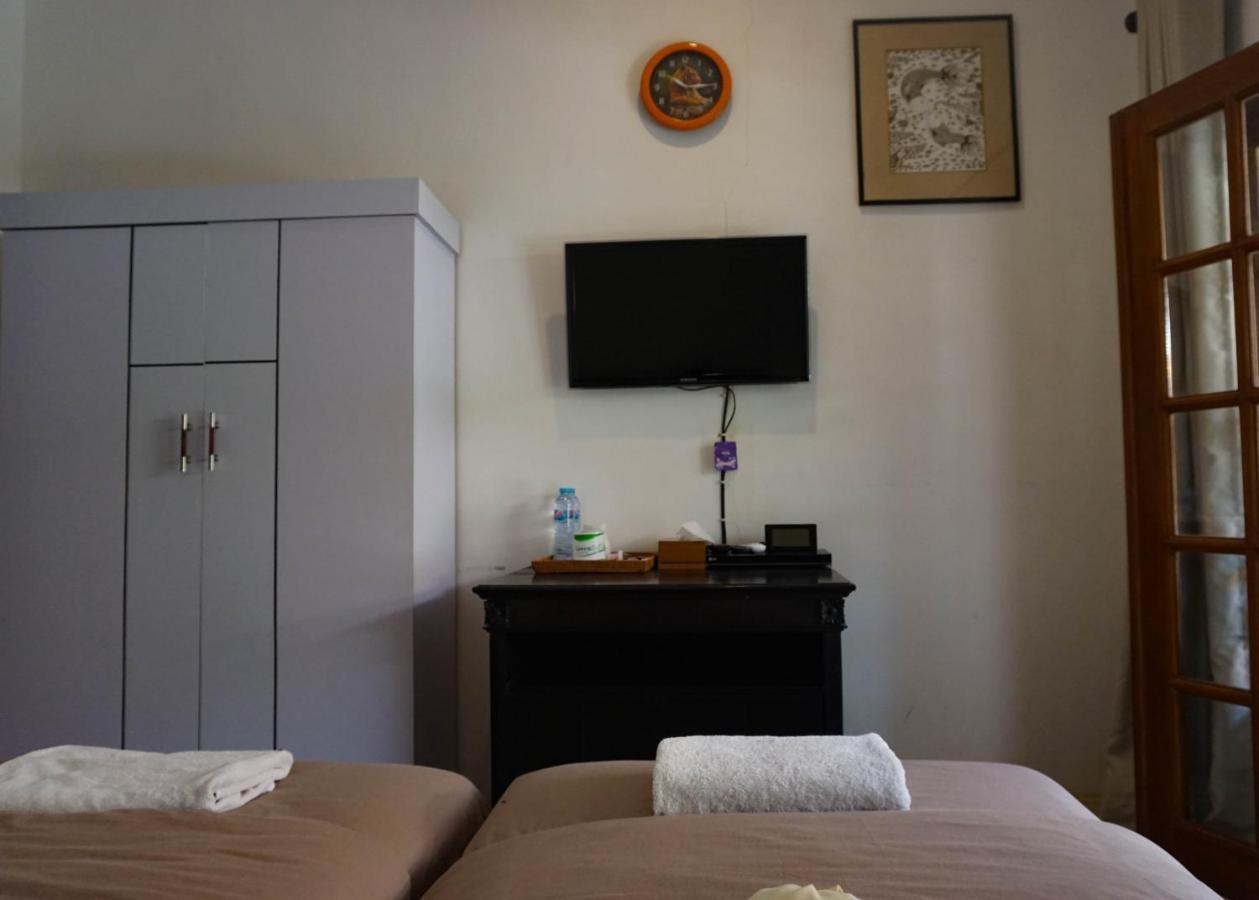 Wisma Pulau Merah Pasanggaran Екстер'єр фото